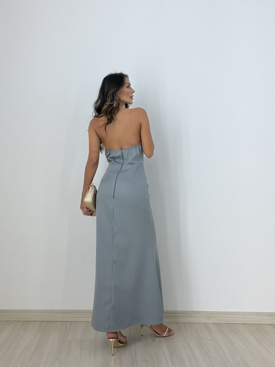 VESTIDO ALESSANDRA FRENTE ÚNICA CINZA