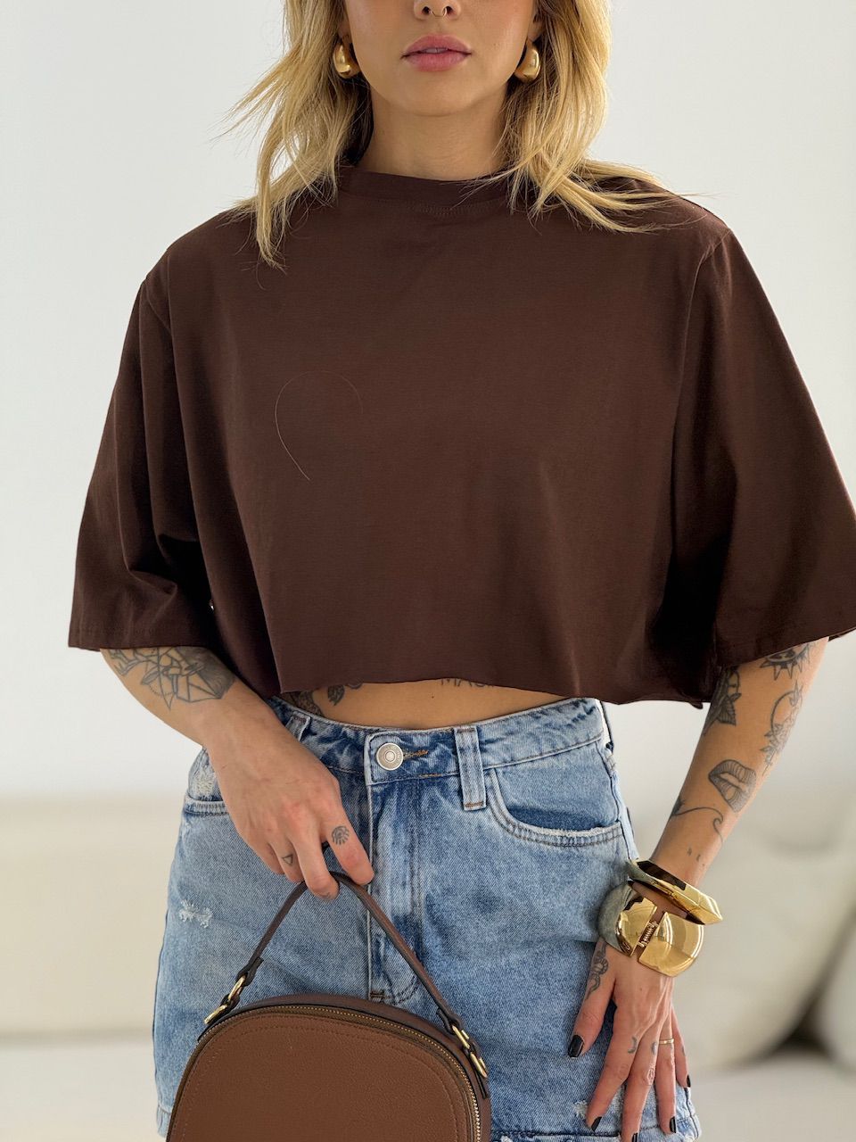 CROPPED REBECA CF MANGUINHA MARROM