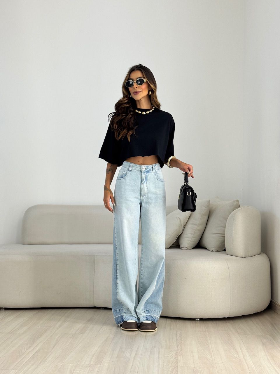 CROPPED REBECA CF MANGUINHA PRETO