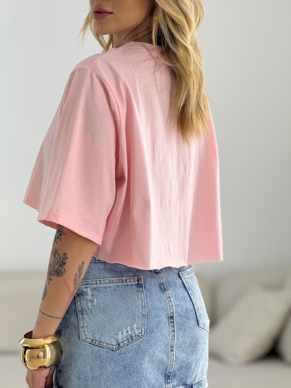 CROPPED REBECA CF MANGUINHA ROSA