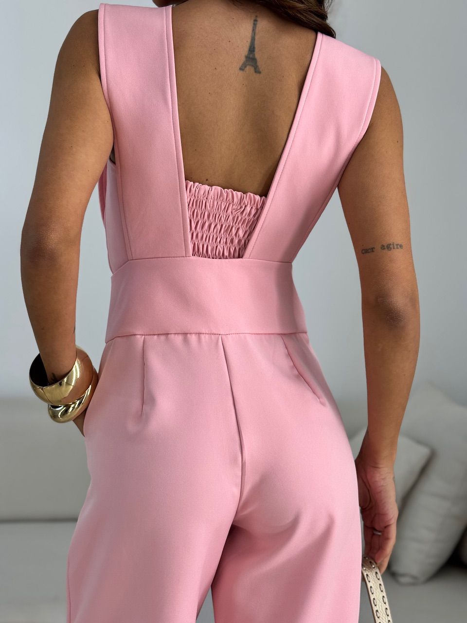 JARDINEIRA COM TOP CF ROSA