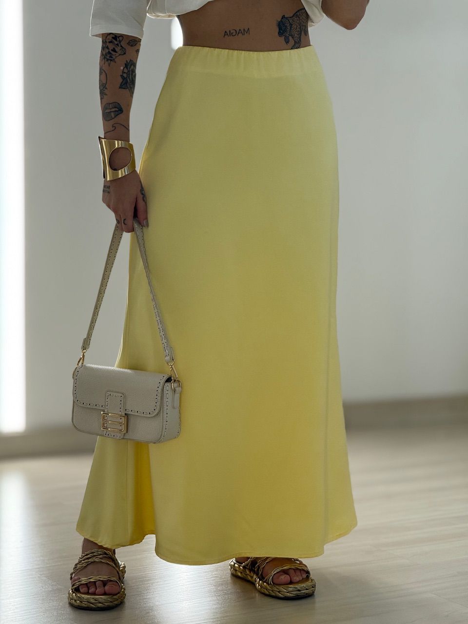 SAIA BIANCA ACETINADA AMARELA