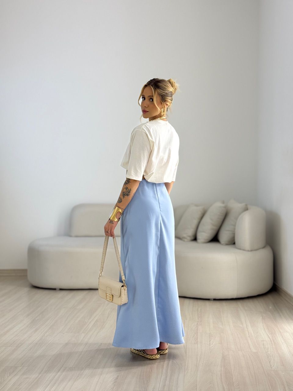 SAIA BIANCA ACETINADA AZUL