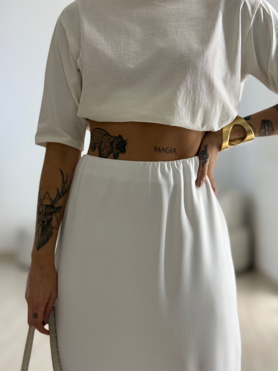 SAIA BIANCA ACETINADA OFF