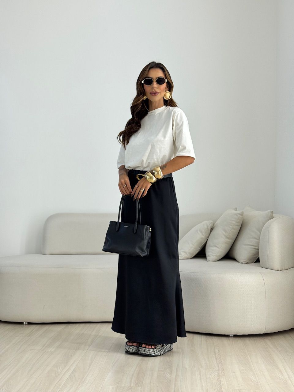 SAIA BIANCA ACETINADA PRETA