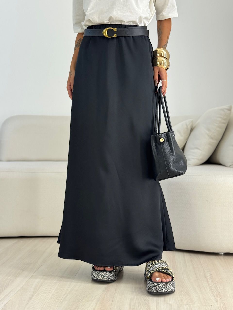 SAIA BIANCA ACETINADA PRETA - 0071150033 - CAROLLA FERRARO