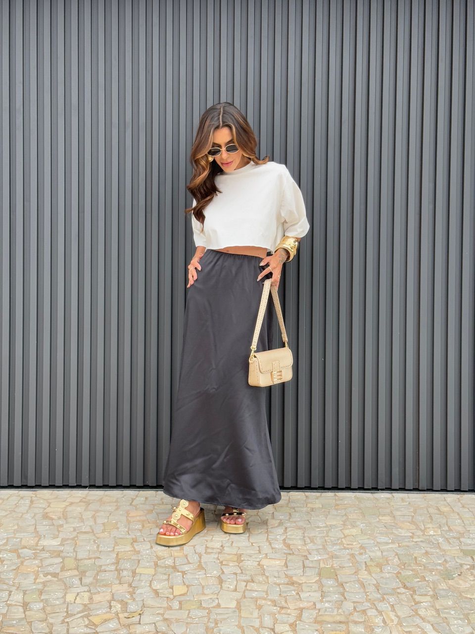 SAIA BIANCA ACETINADA PRETA