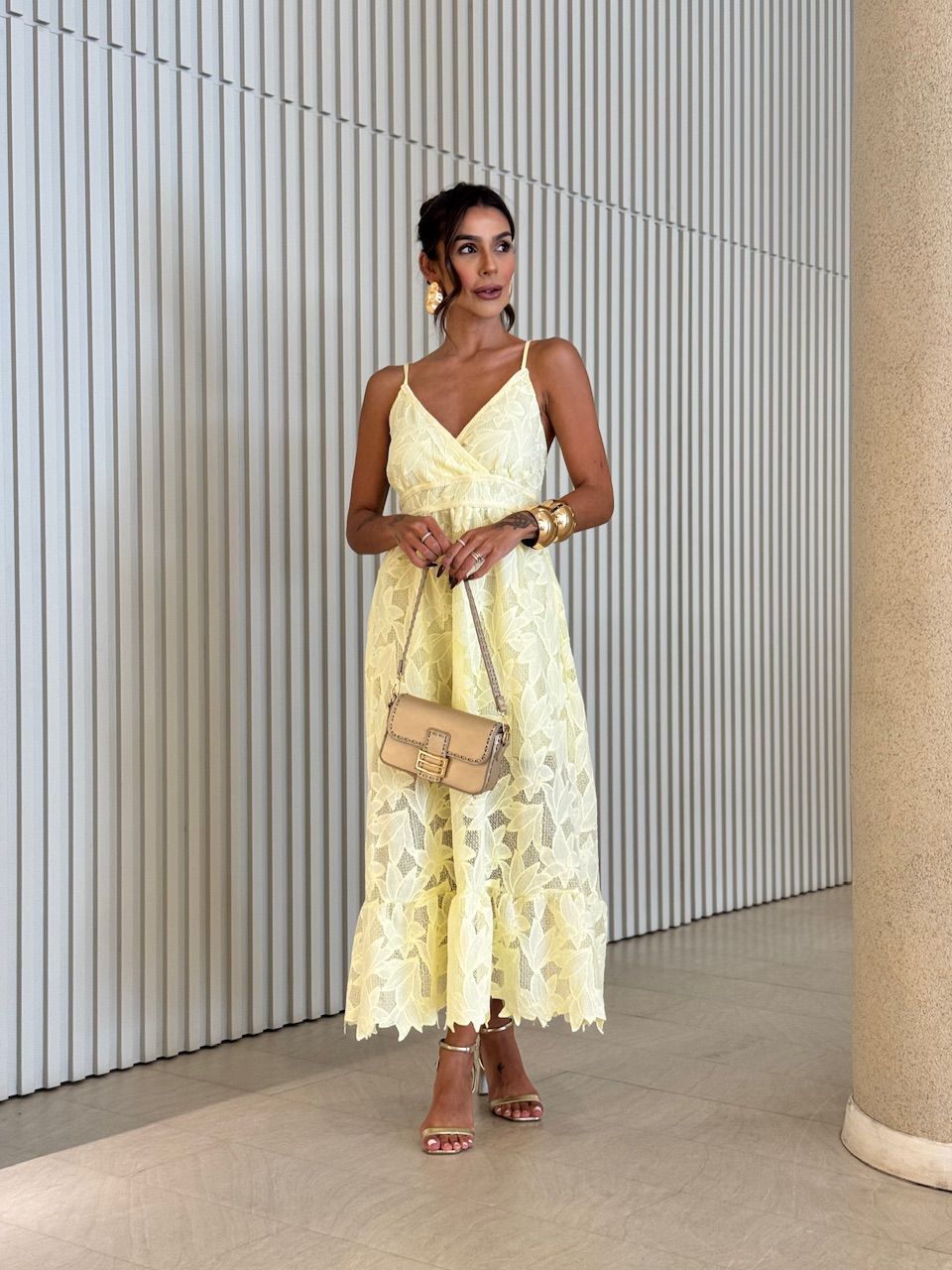 VESTIDO CRISTAL RENDA YELLOW BUTTER - 0071220431 - CAROLLA FERRARO