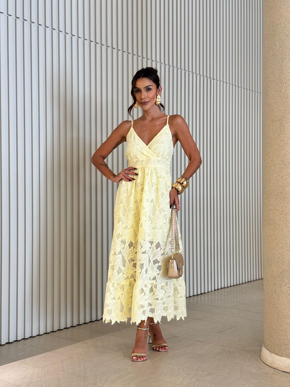 VESTIDO CRISTAL RENDA YELLOW BUTTER