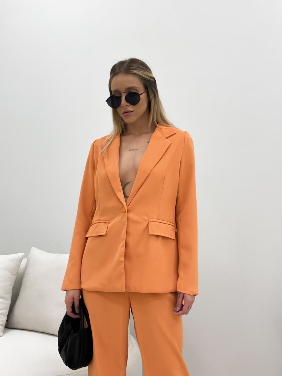 CONJUNTO BLAZER COM CALÇA LARANJA