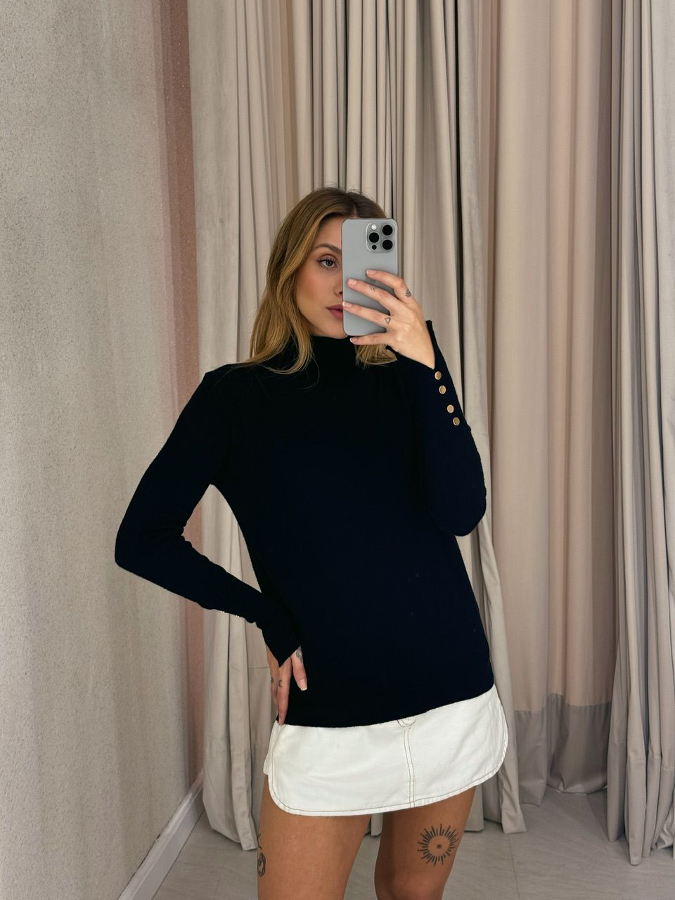 BLUSA VERÔNICA MANGA LONGA PRETA