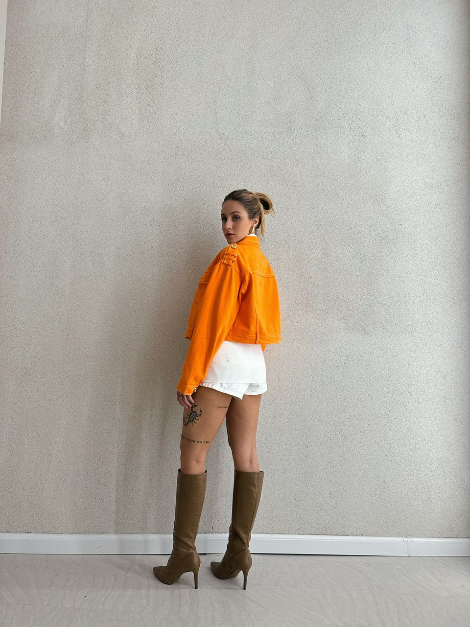JAQUETA ALESSANDRA JEANS LARANJA
