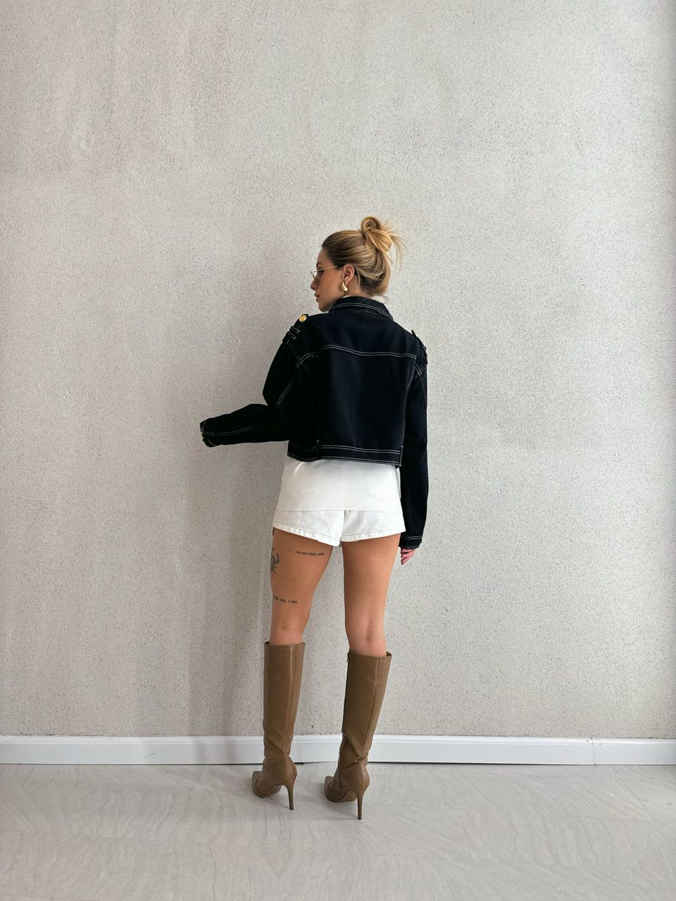 JAQUETA ALESSANDRA JEANS PRETA