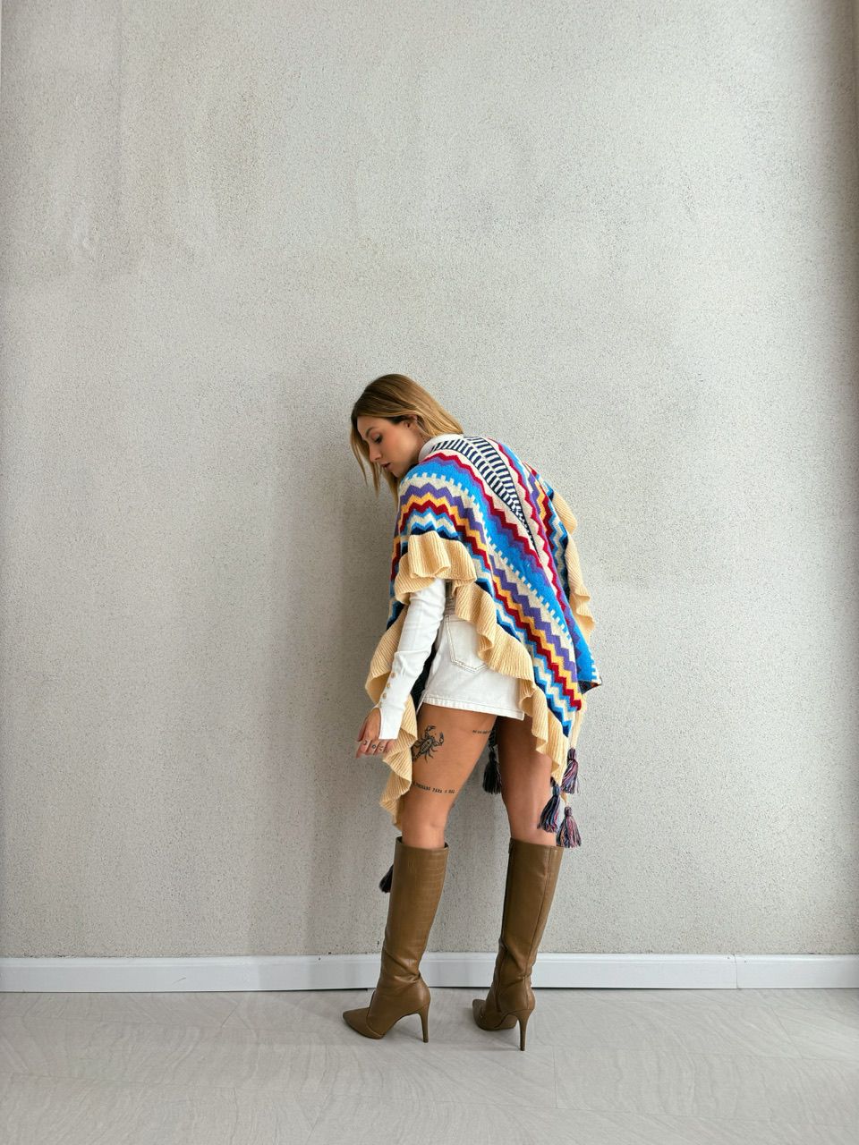 PONCHO ISABELA TRICOT AZUL CLARO