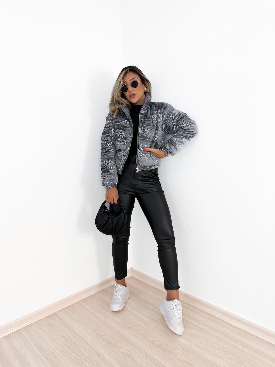 PUFFER PAETÊ Cinza