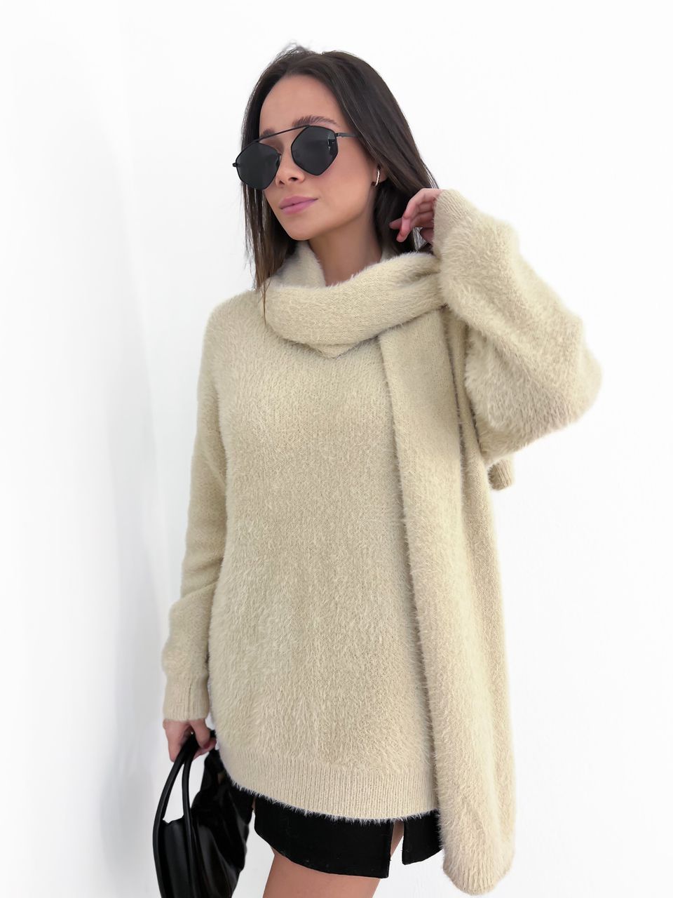 BLUSA PELINHOS COM CACHECOL Areia