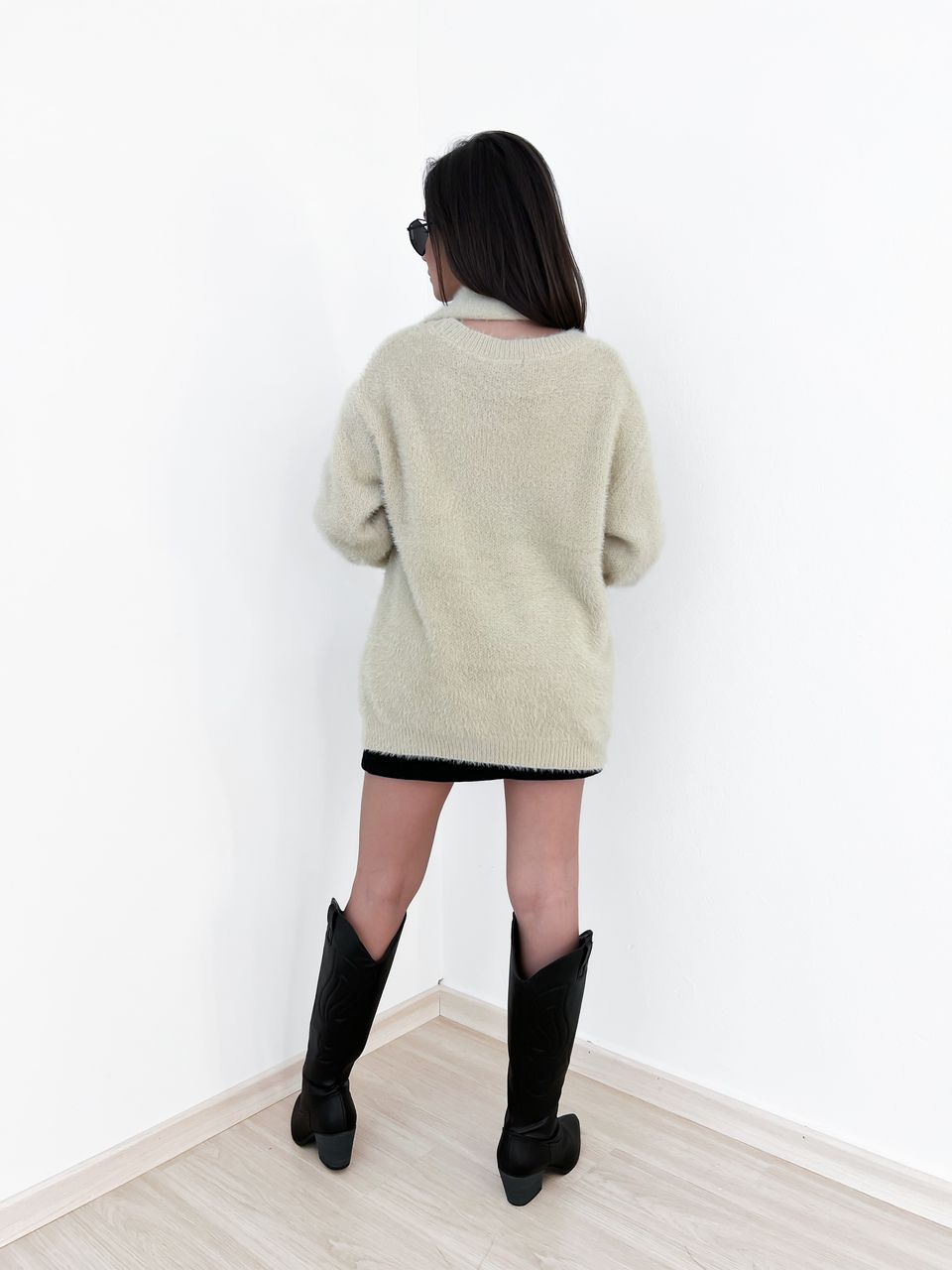 BLUSA PELINHOS COM CACHECOL Areia