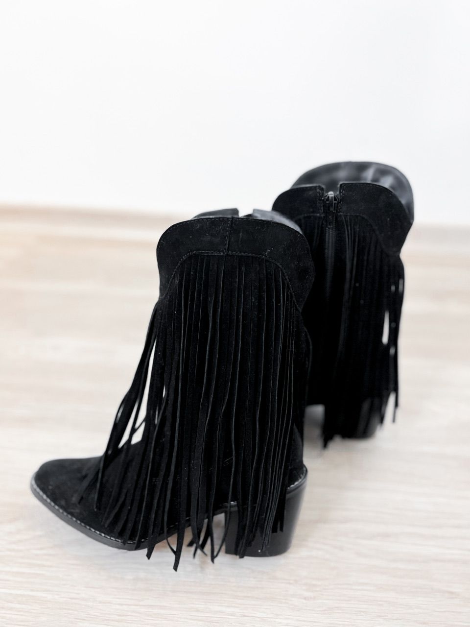 BOTA FRANJAS Preta - 0039410033 - CAROLLA FERRARO