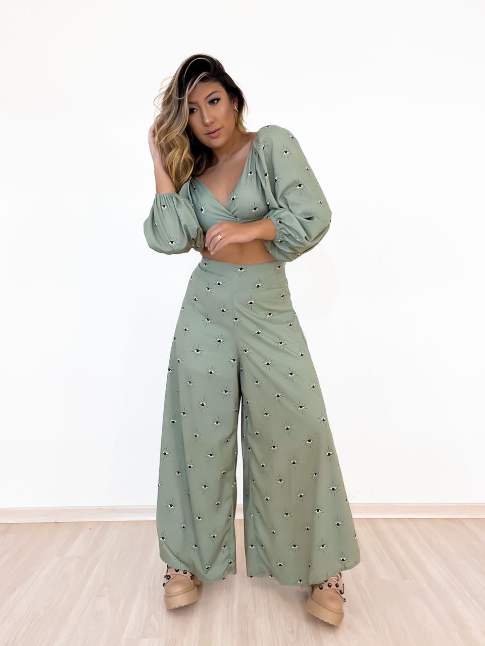 Conjunto Cf Lorena Olho Grego