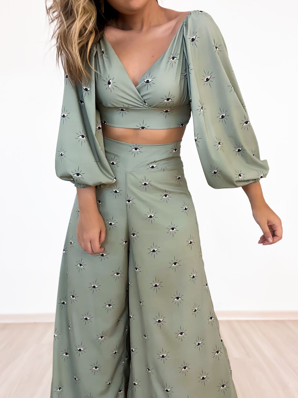 Conjunto Cf Lorena Olho Grego