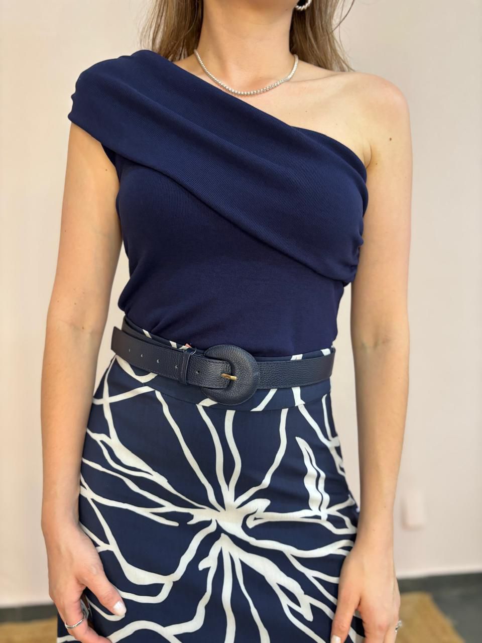 Blusa Ombro Assimétrico - DONNA LELLA