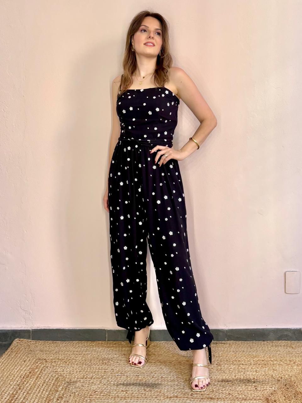 Macacão Bordado - DONNA LELLA