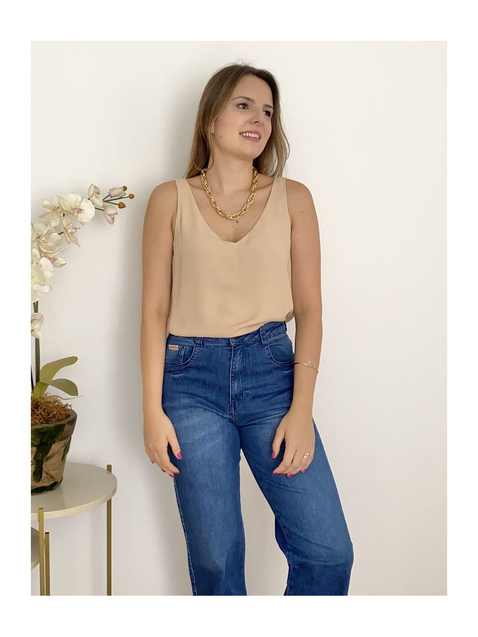 Regata Tulipa Decote V - Areia - DONNA LELLA