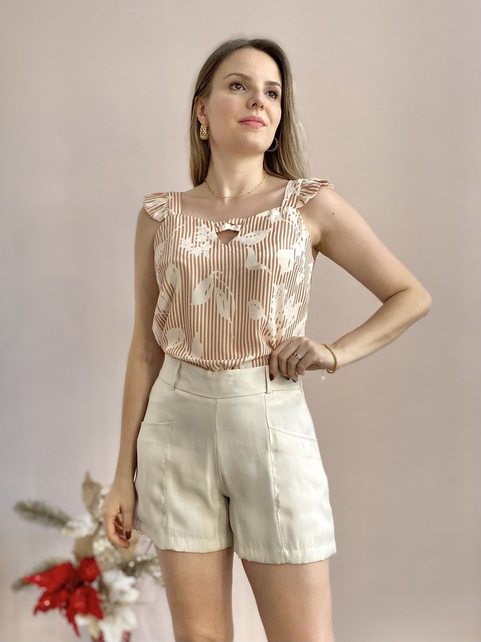 Shorts Livia - Cru - DONNA LELLA