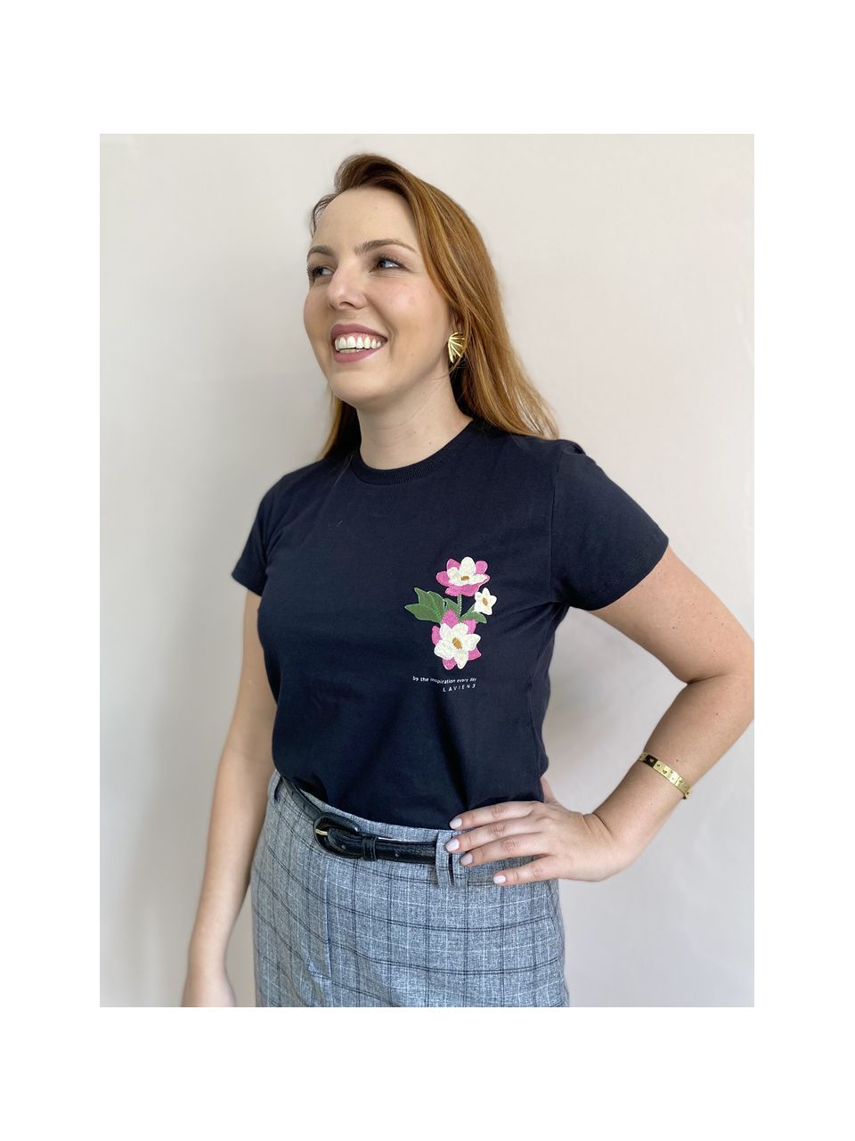 Tshirt Algodão Bordada - Preto - DONNA LELLA