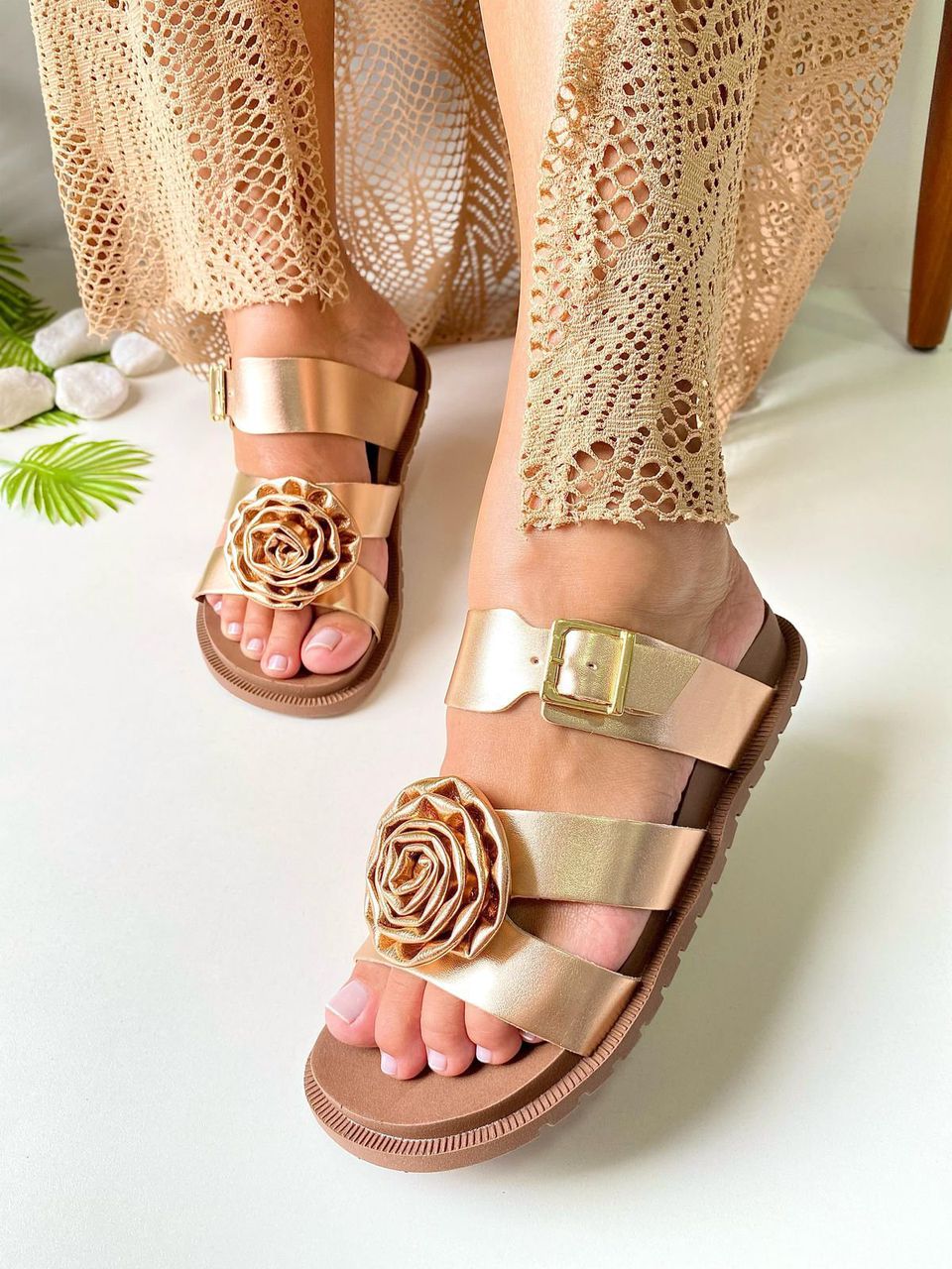 PAPETE BEAT COM FLOR ROSE GOLD - ELL PASSOS CALÇADOS