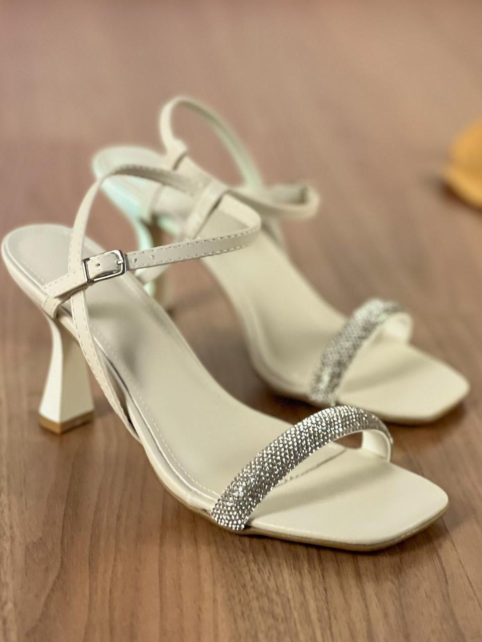 Sandália Salto Pintado Off White - ELL PASSOS CALÇADOS