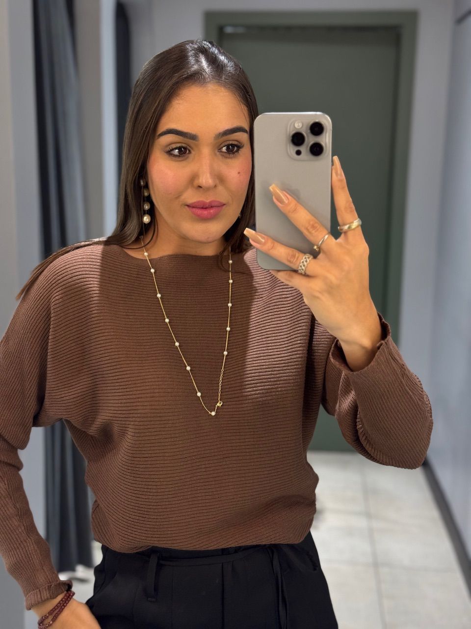 BLUSA ELIANA TRICOT MARROM - 0013280020 - ISABELA MENEZES