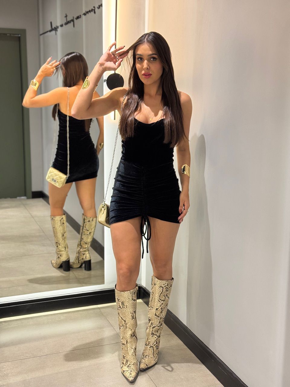 VESTIDO VELUDO LUISA PRETO - 0003160004 - ISABELA MENEZES