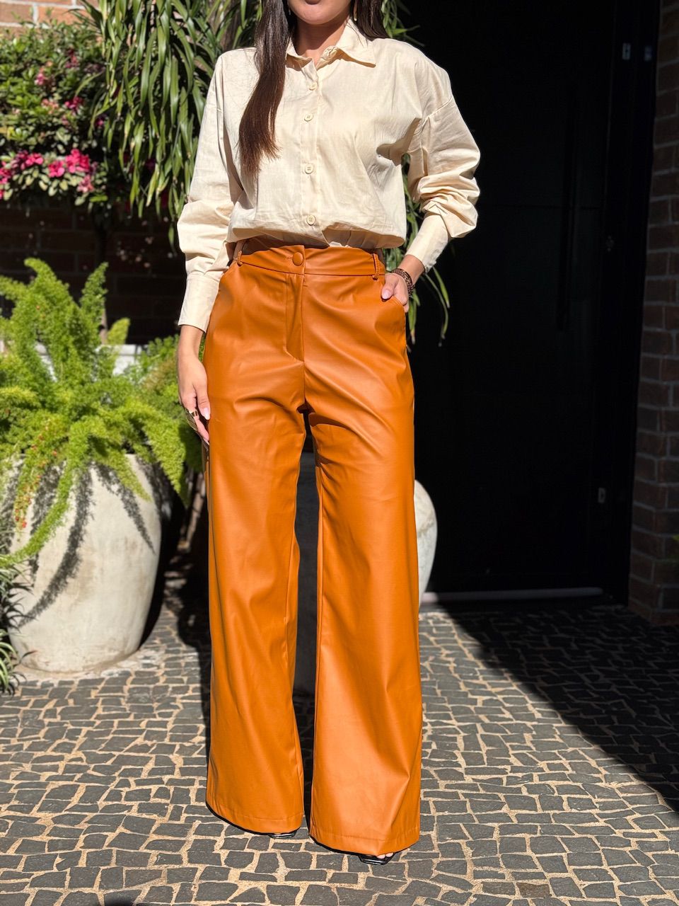 CALÇA MANUELA COURO TERRA COTA - 0013770021 - ISABELA MENEZES