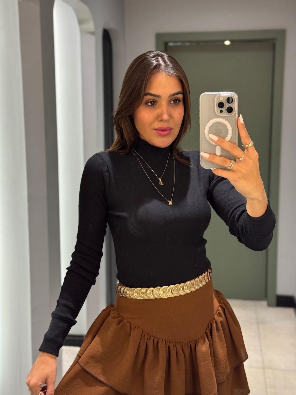 BLUSA ESTER CACHARREL PRETO - 0013260004 - ISABELA MENEZES