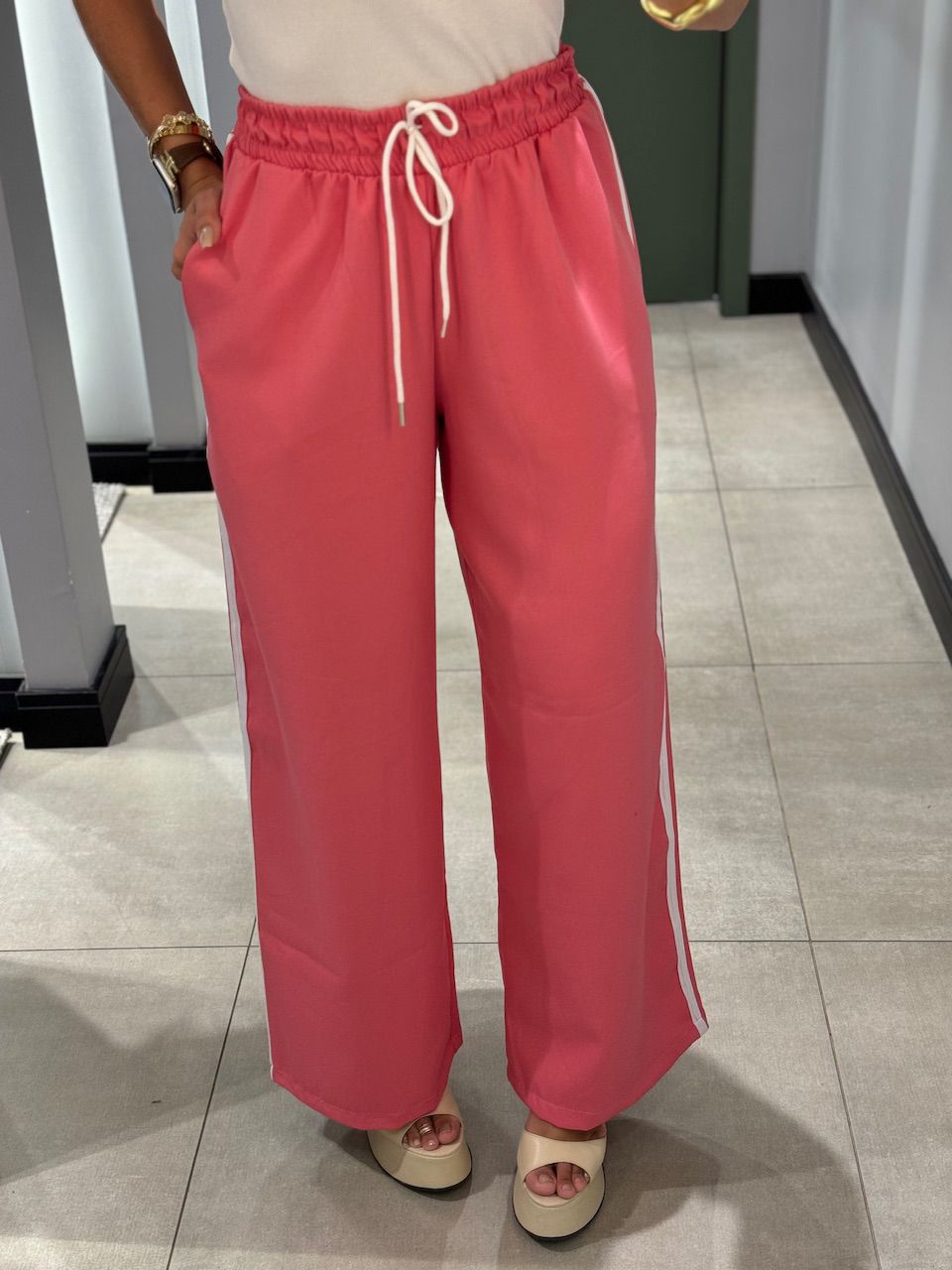 CALÇA TRACK PANTS GOIABA - 0009780176 - ISABELA MENEZES