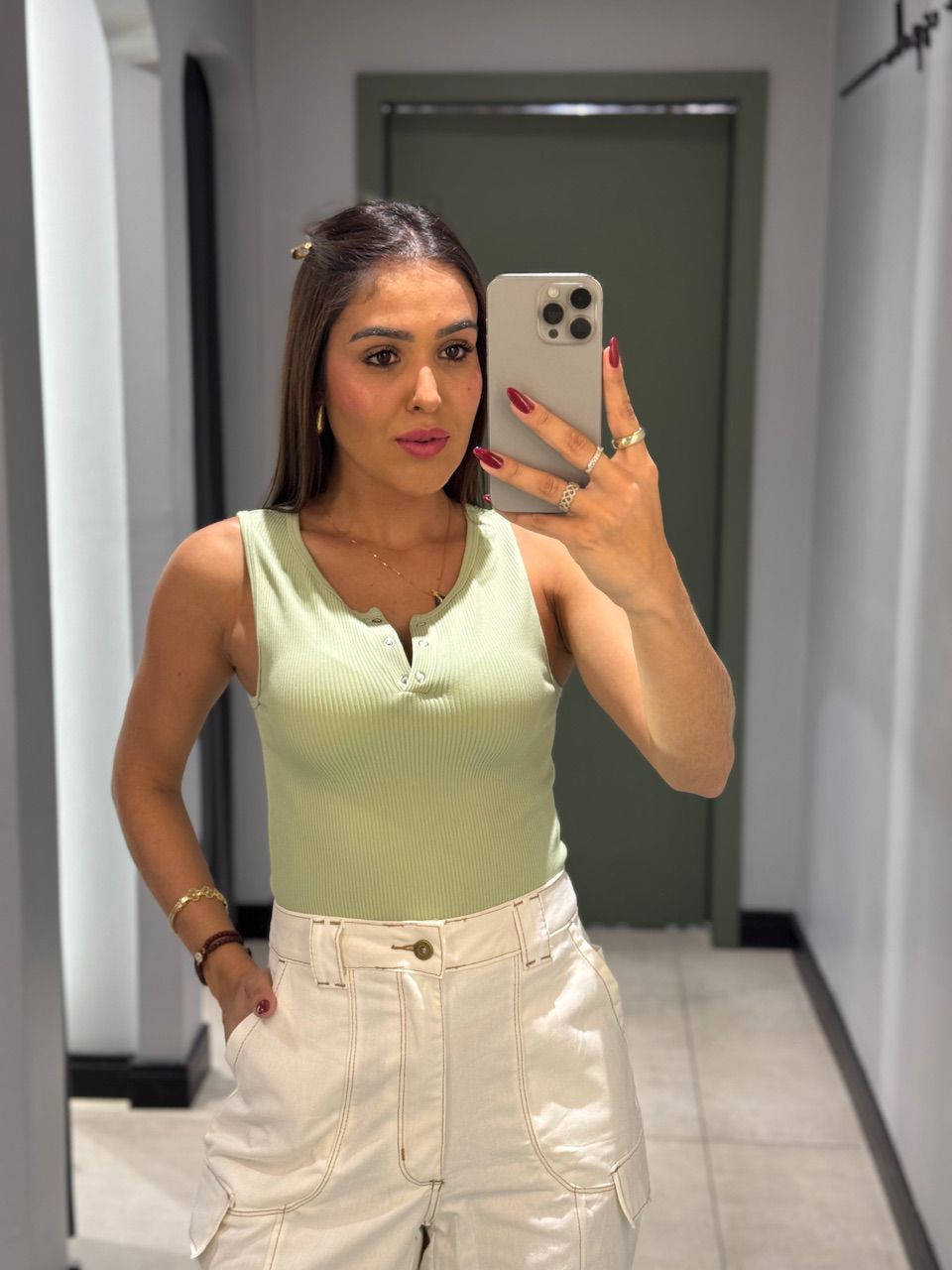 REGATA JADE CAVADA VERDE - 0013540005 - ISABELA MENEZES