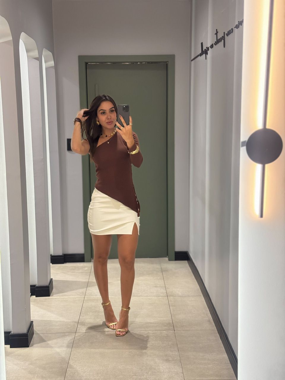 BLUSA JU ASSIMÉTRICA MARROM - 0012900020 - ISABELA MENEZES