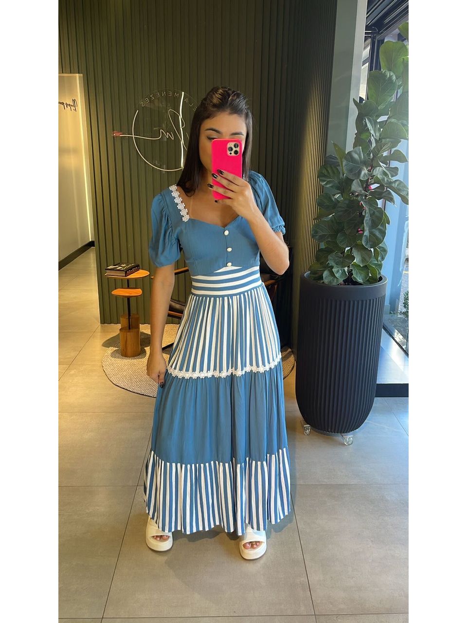 VESTIDO ANA LISTRADO LISTRADO AZUL BRANCO - 000144... - ISABELA MENEZES