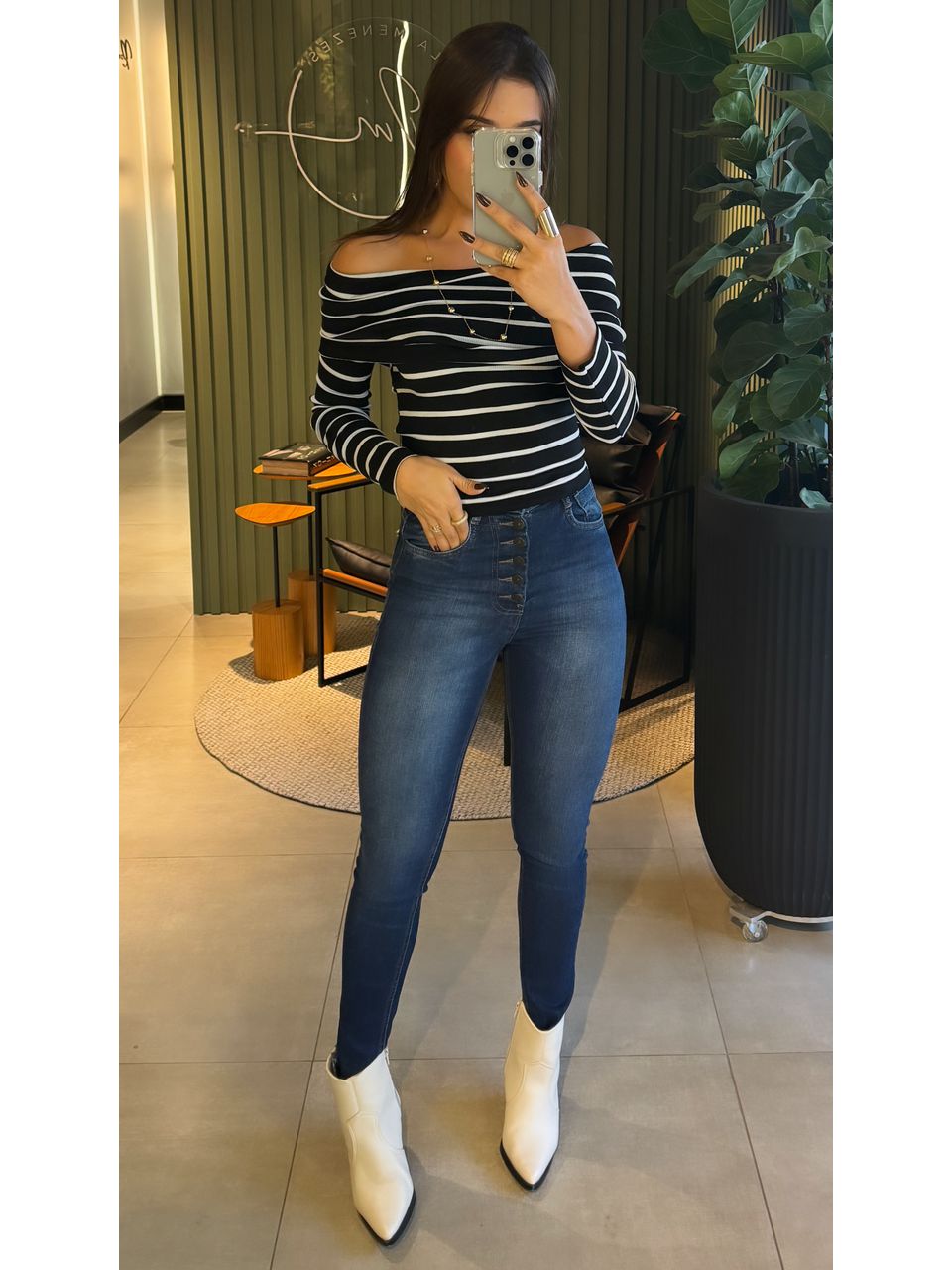 BLUSA BRENDA LISTRADO PRETO E BRANCO - 0007990032 - ISABELA MENEZES