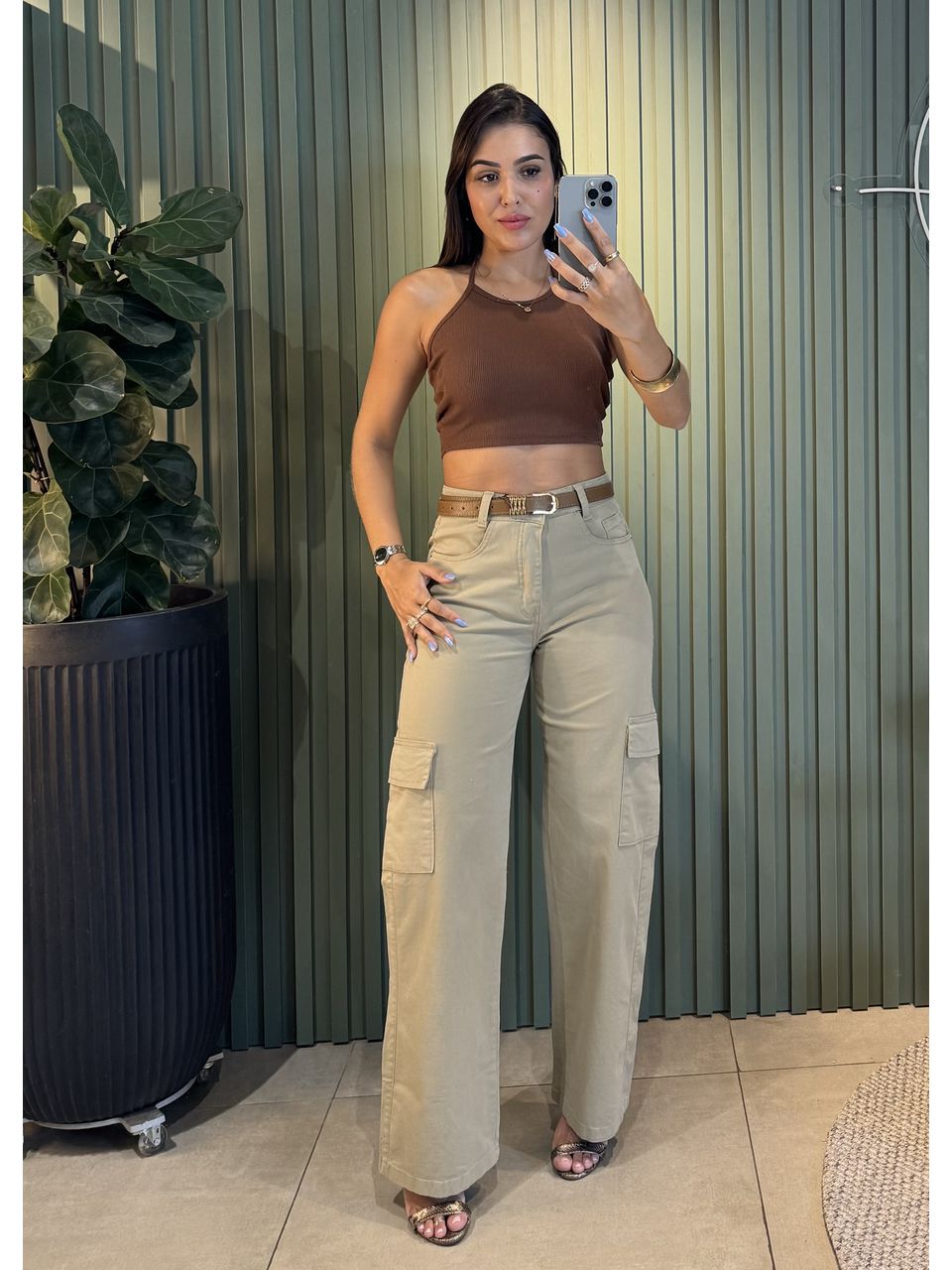 CALÇA CARGO SAMANTA CAQUI - 0012160146 - ISABELA MENEZES