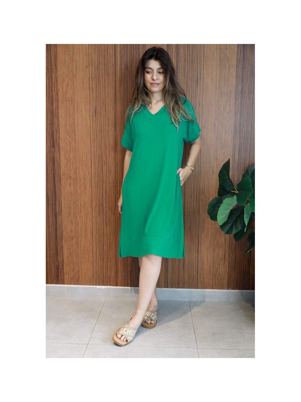Vestido Midi Basic Verde.