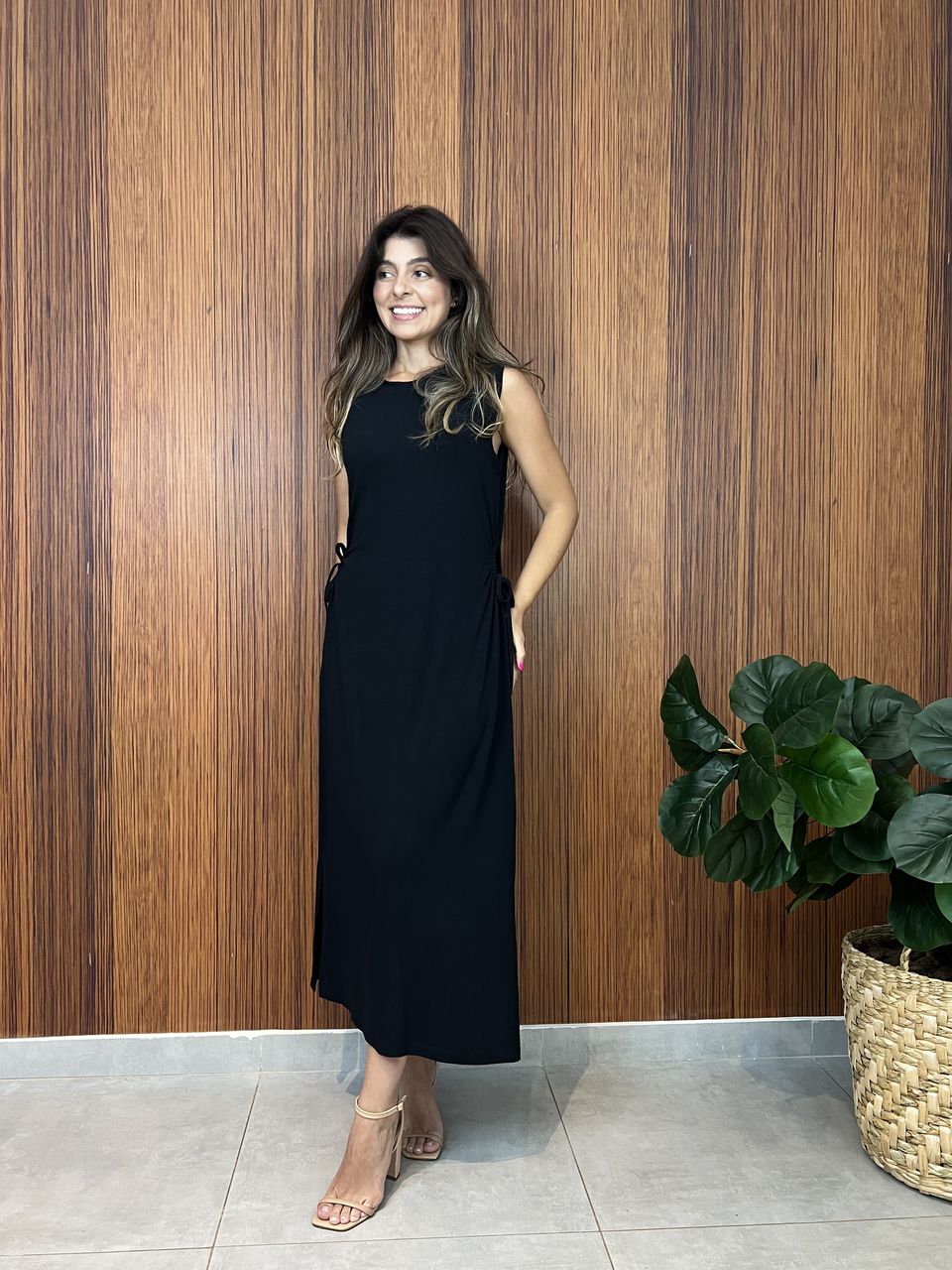 Vestido Recortes Malha Preto