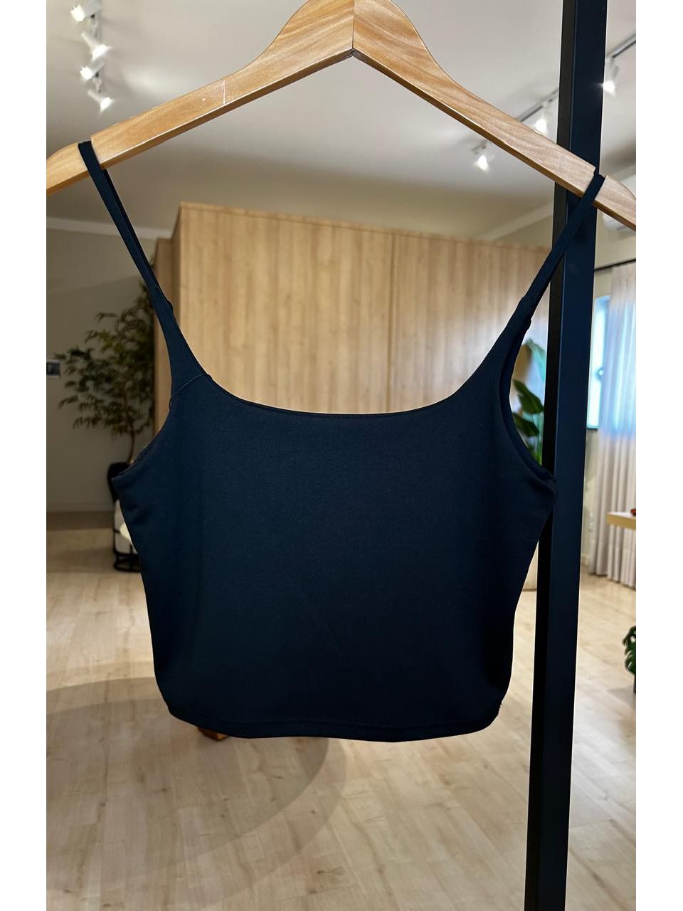 TOP DE ALCINHA PRETO - Larih Mercurio