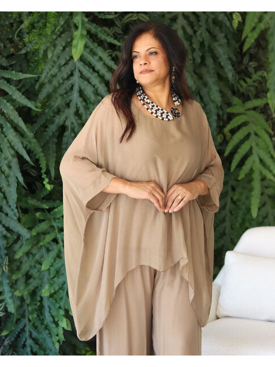 Conjunto Theodora Seda Italiana Caramelo