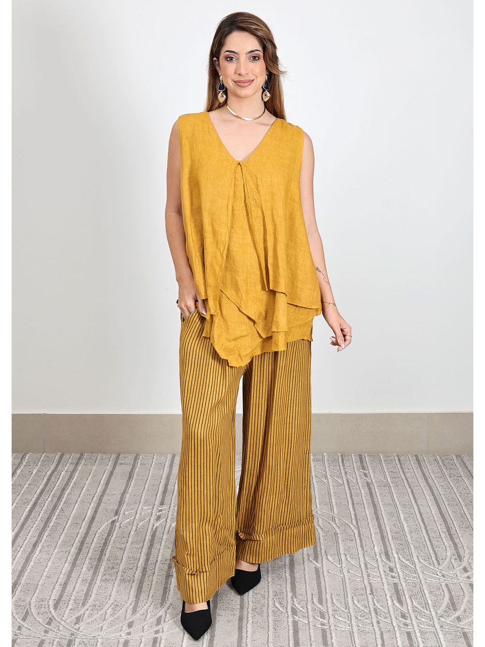 Conjunto Cristina Linho Italiano Açafrão