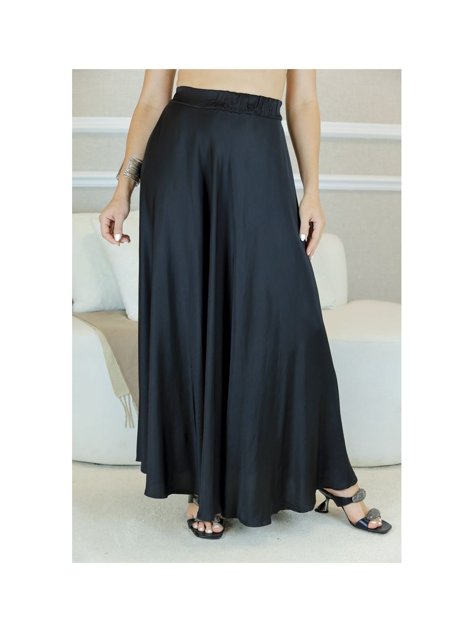 Saia Luma Viscose PRETO