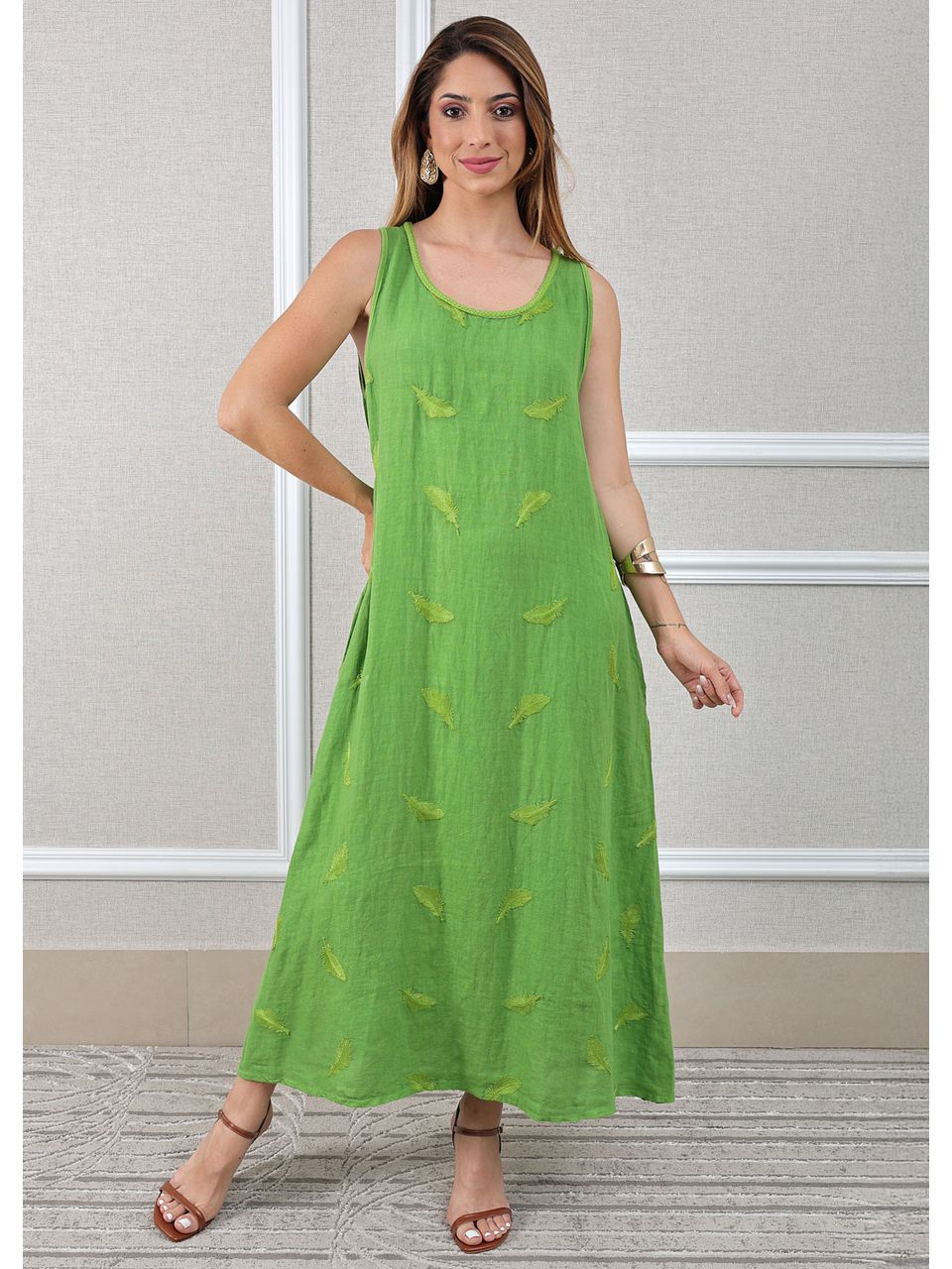 Vestido Emília Linho Italiano Verde Bandeira .