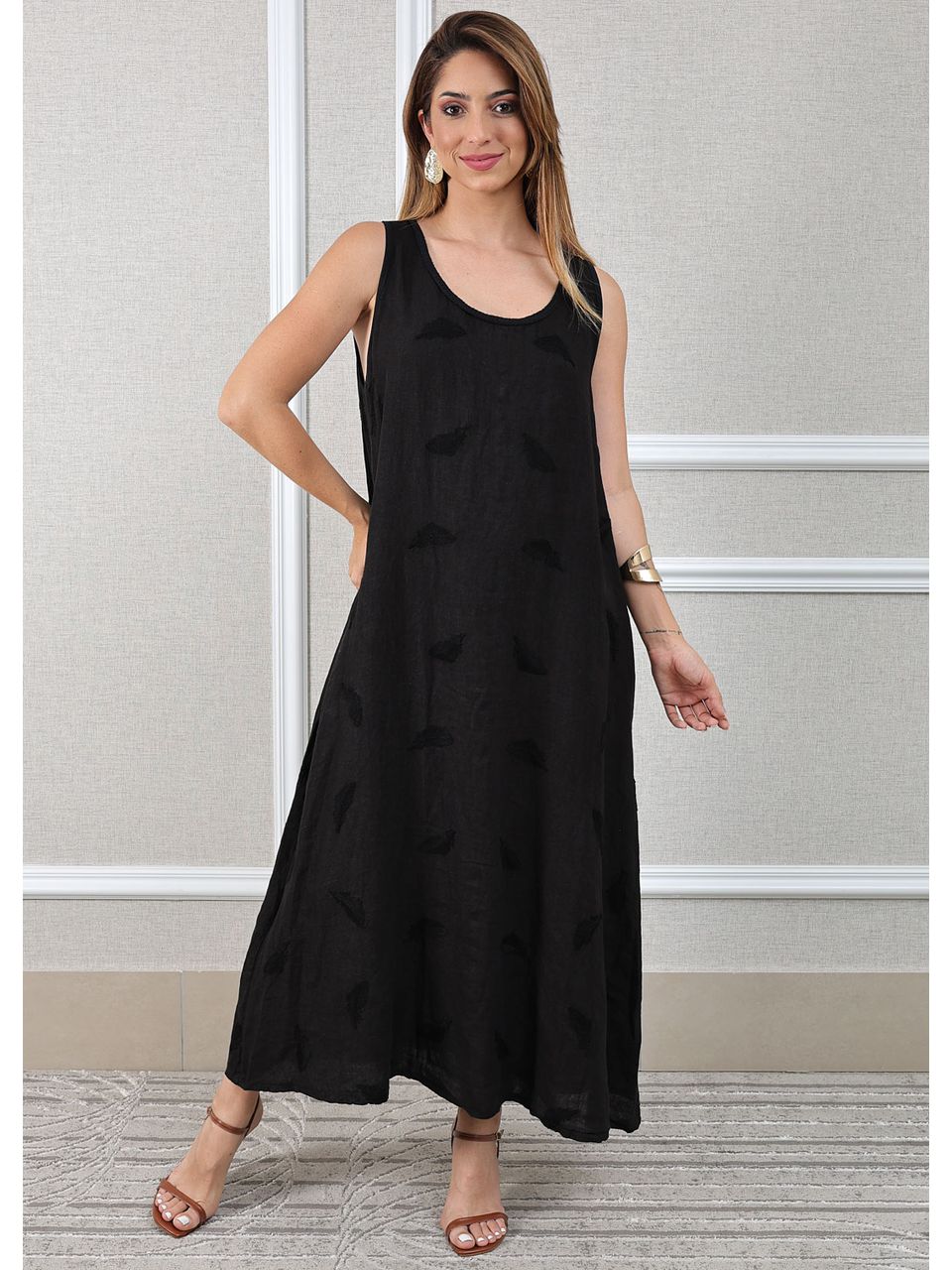Vestido Emília Linho Italiano Preto .