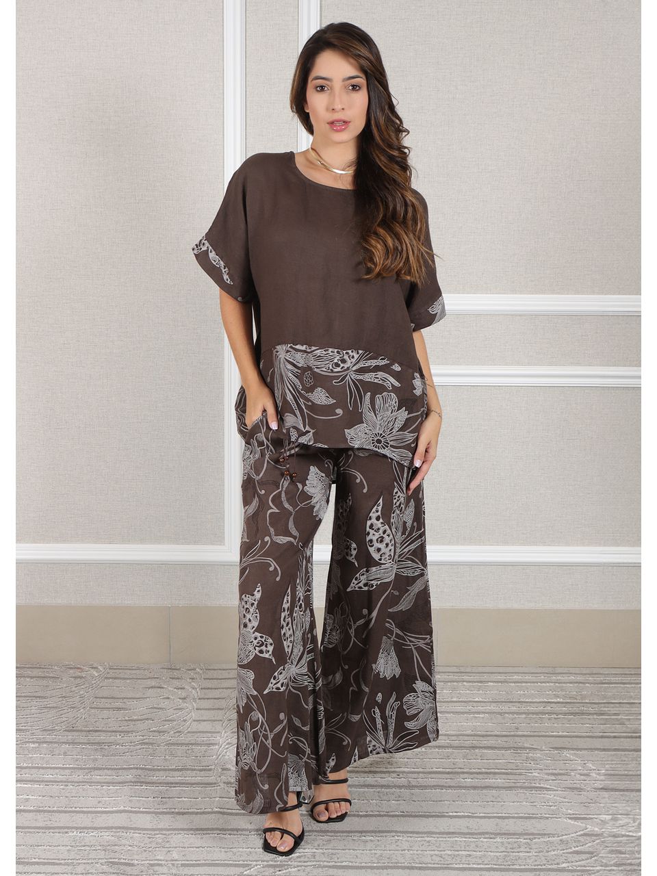 Conjunto Eva Linho Italiano Marrom